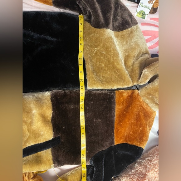 Urban Outfitters Faux Fur Patchwork Coat - Picture 6 of 7